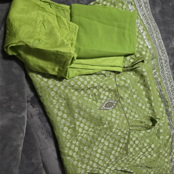 Suit with Pajami - Picture 3 of 6